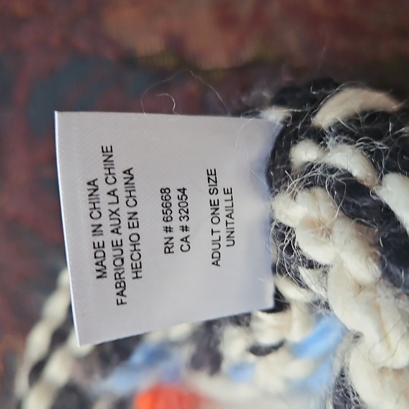 Free People Beanie Hat. - Picture 7 of 7